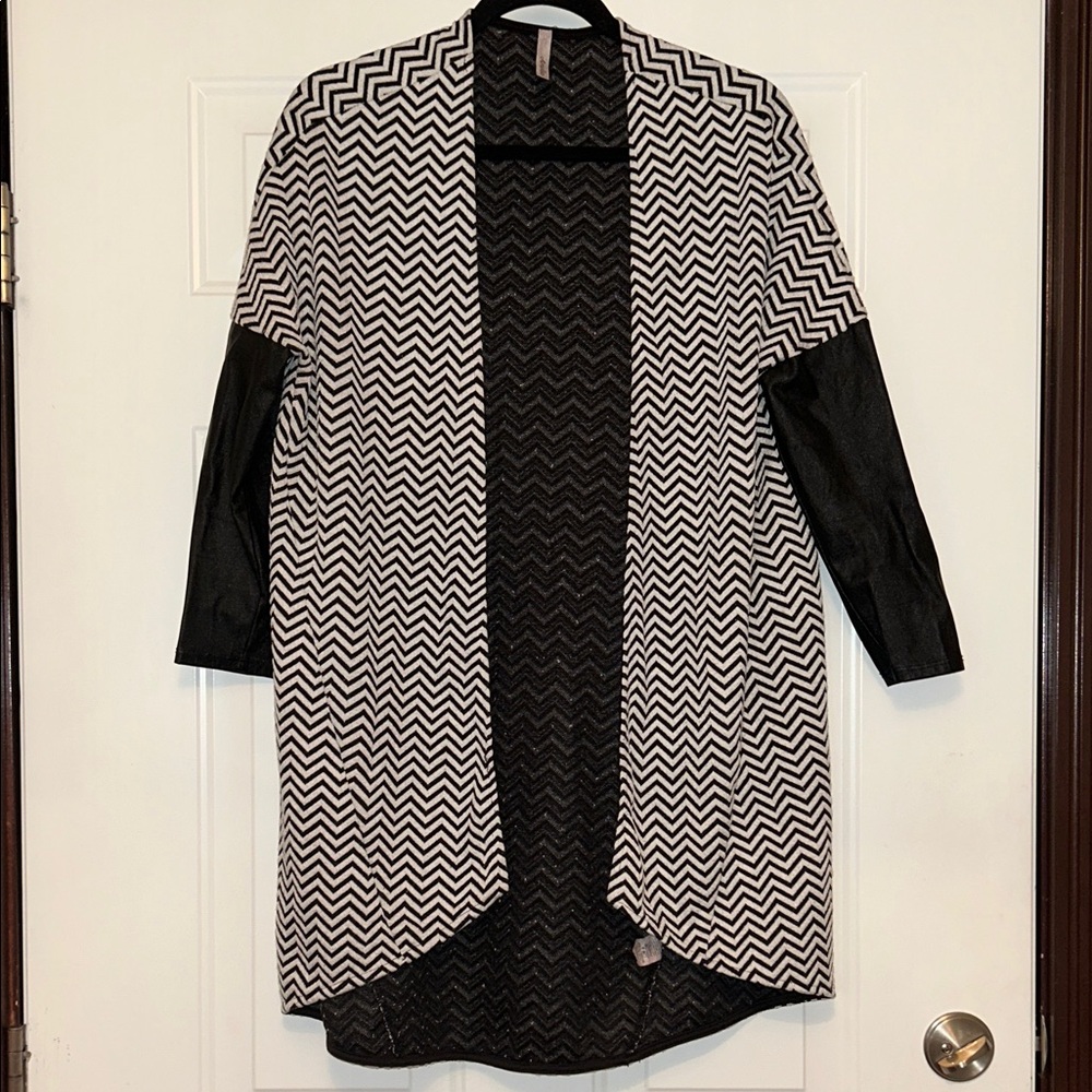 Ariella Open Cardigan Sweater Women's S Black White Faux Vegan Leather Sleeves